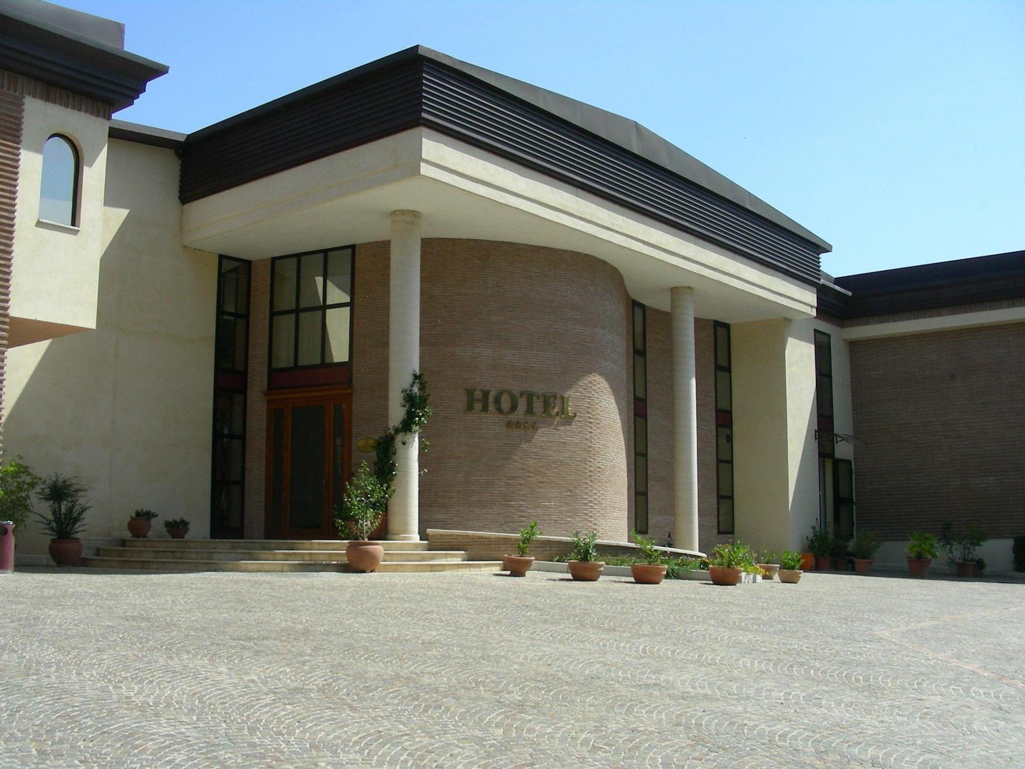 Hotel D.G. Garden Benevento Exterior foto
