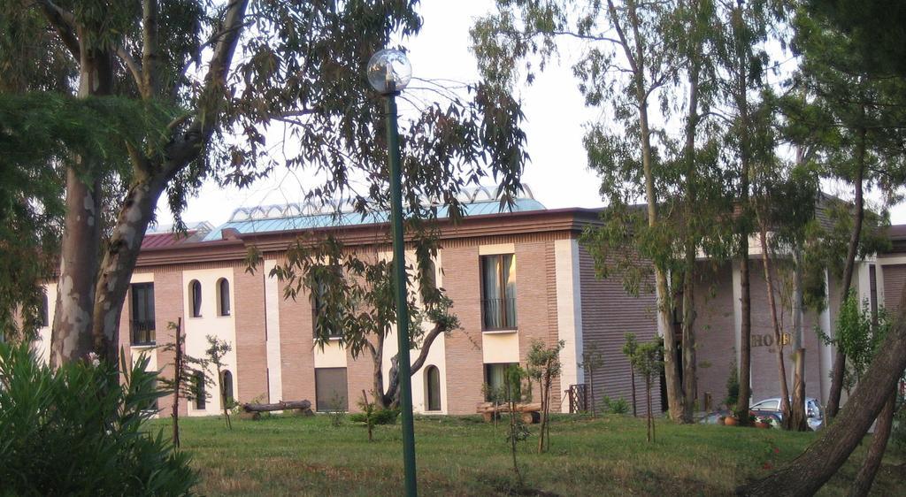 Hotel D.G. Garden Benevento Exterior foto